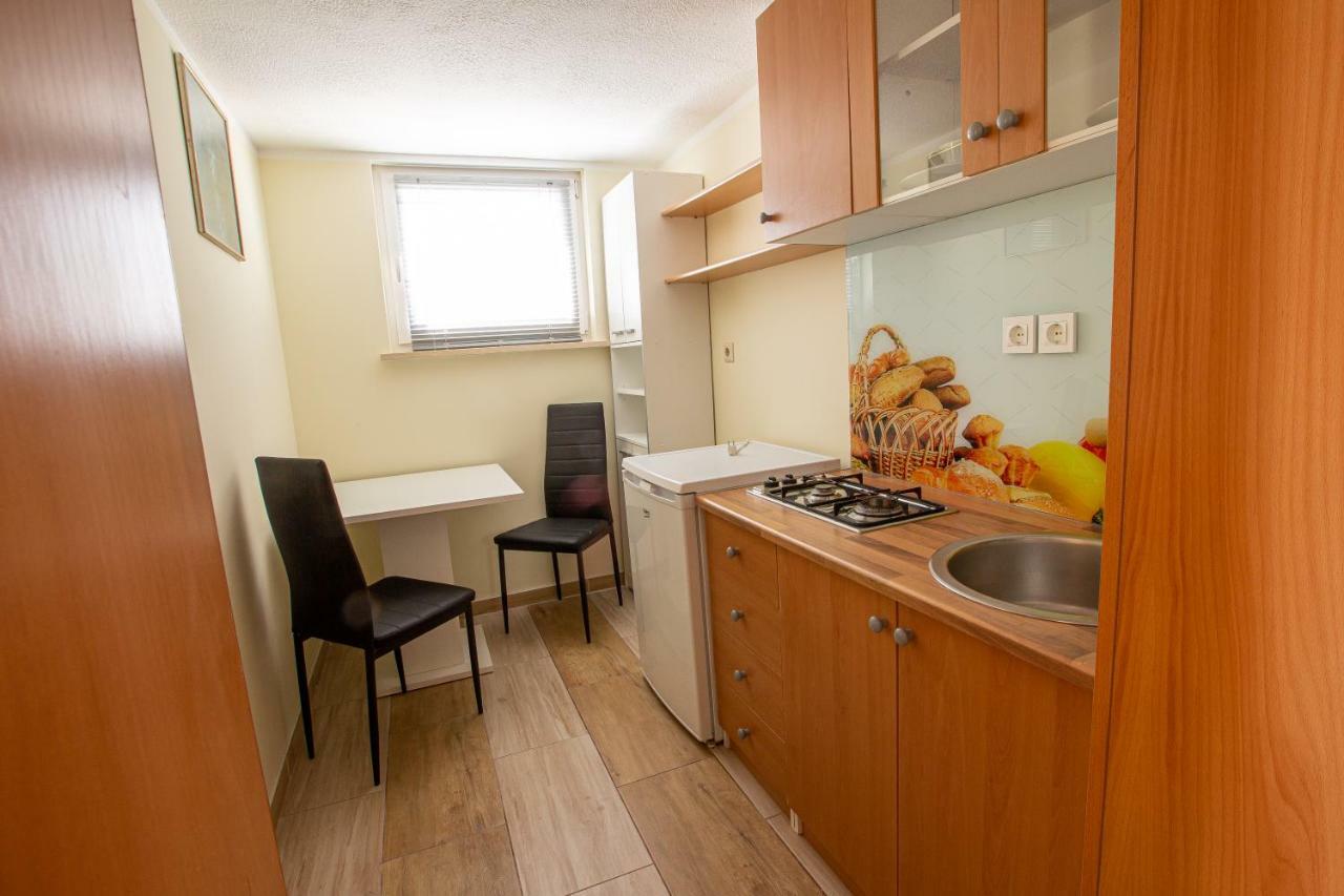 Honey Bee Apartment